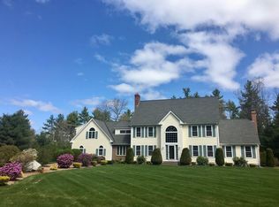 102 High St, Dunstable, MA 01827