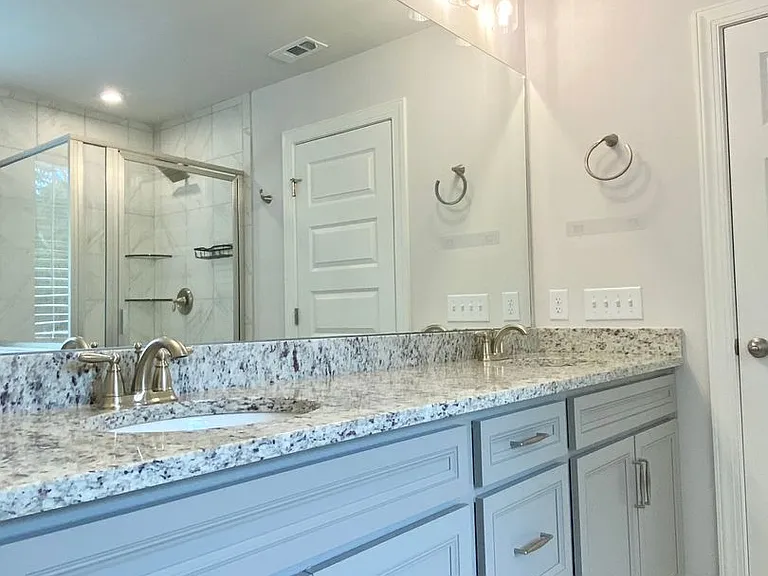 502 Doxford Dr — Photo 21