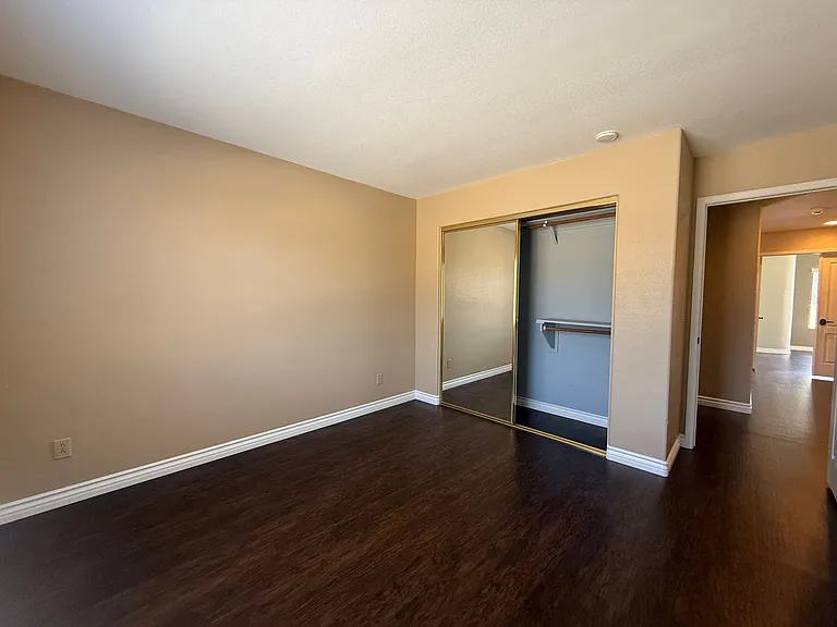 216 Richmond Park Pl — Photo 43