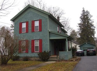 8 Pine St, Hamilton, NY 13346