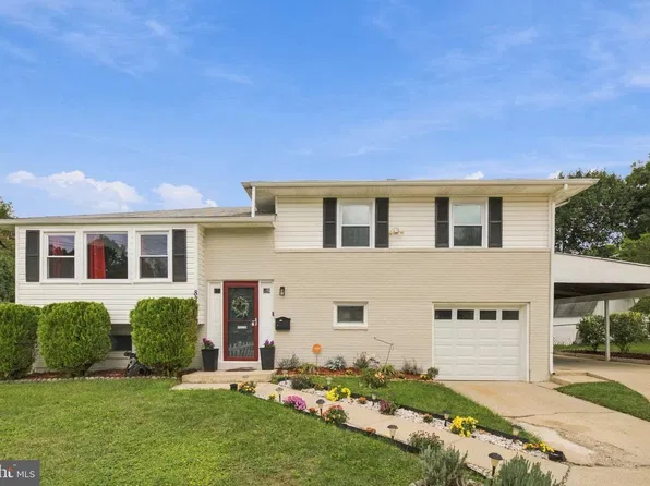 8200 Reppy Ln, Fort Washington, MD 20744