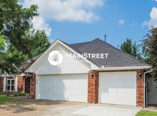 2709 Berkley Dr, Edmond, OK 73034