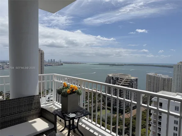 801 Brickell Key Blvd, Miami, FL