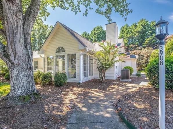 3908 Westridge Meadow Cir, Clemmons, NC 27012