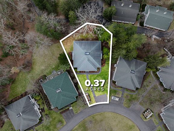 2nd image of 170 Copeland Hill Dr