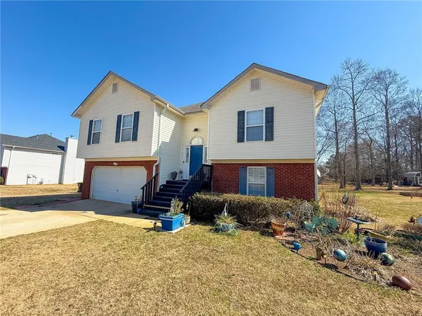226 Saul Dr, Ellenwood, GA 30294