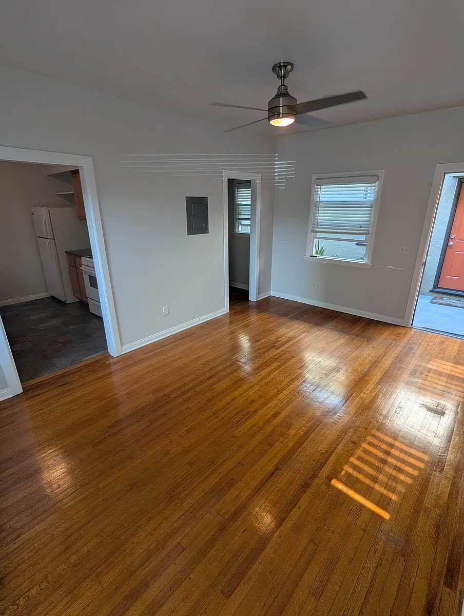 Building Photo - 3509 E Broadway #9