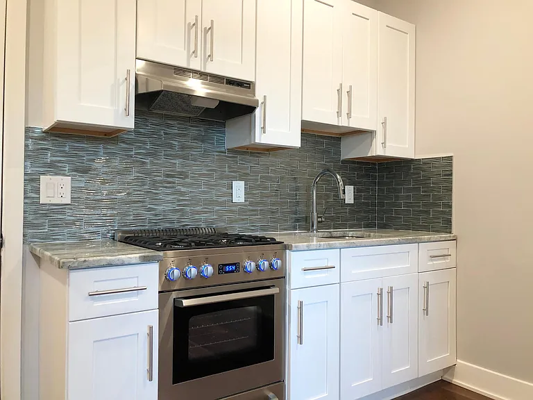 1005 S 4th St #19 — Photo 13