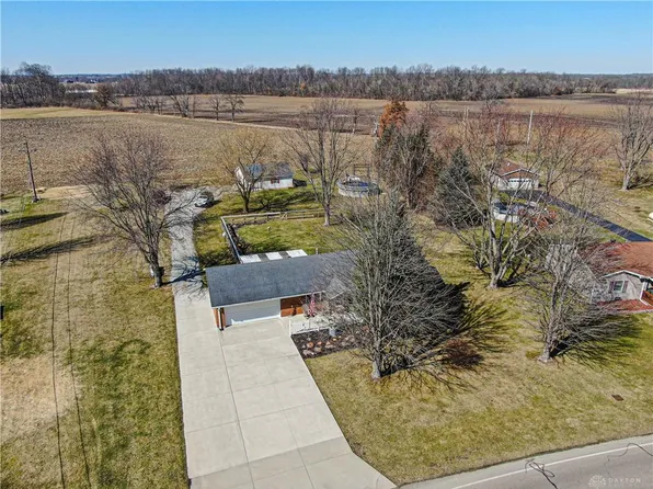 3572 Shawnee Trl, Jamestown, OH 45335