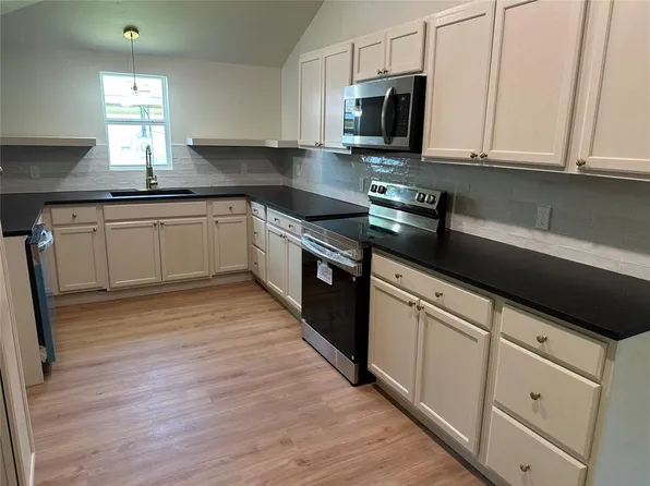 (undisclosed Address), Stroud, OK 74079