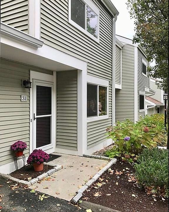 31 Eagle Rock Hl Bethel CT Zillow