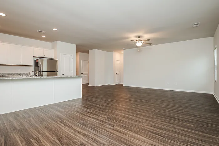 119 Shire Dr — Photo 5