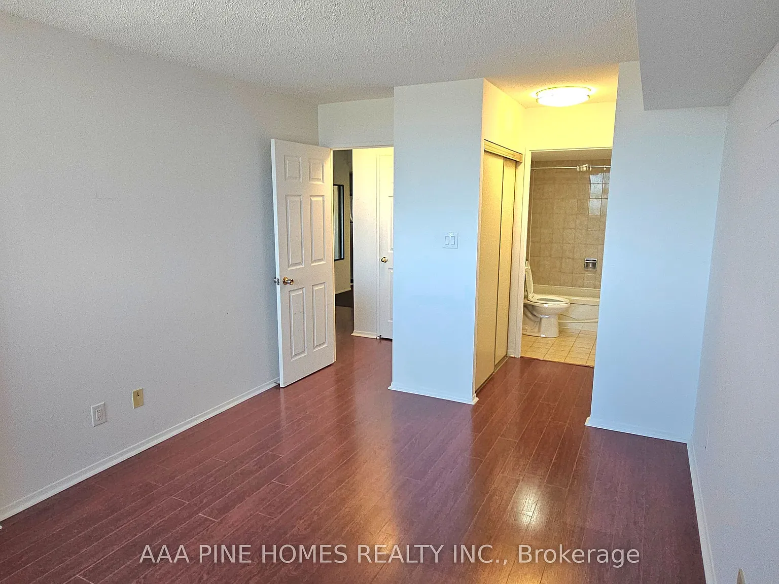 2 bed, $2,600 — Photo 3