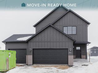 3741 49th St S, Fargo, ND