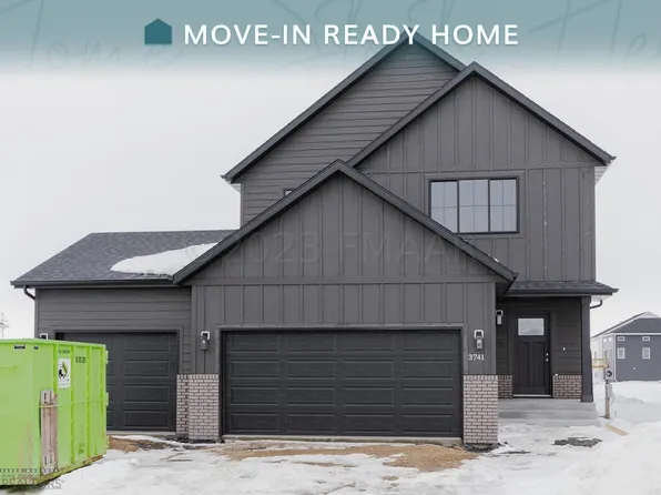 3741 49th St S, Fargo, ND 58104