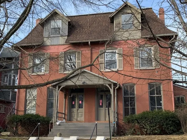 Woodward Apts