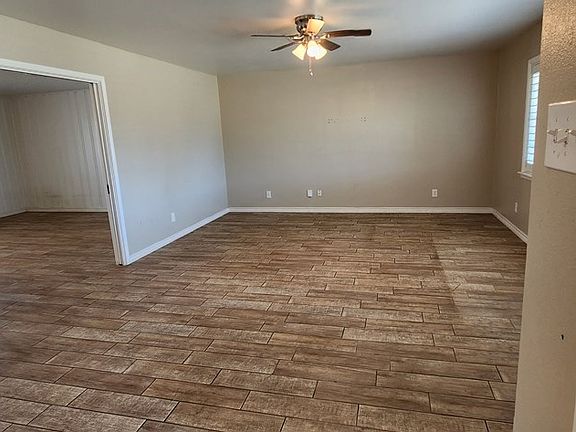 4th image of 2601 Bedford Dr