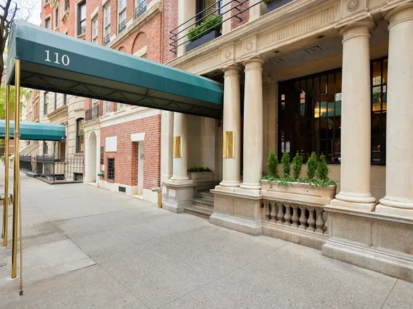 110 East 71st Street image 11 of 14