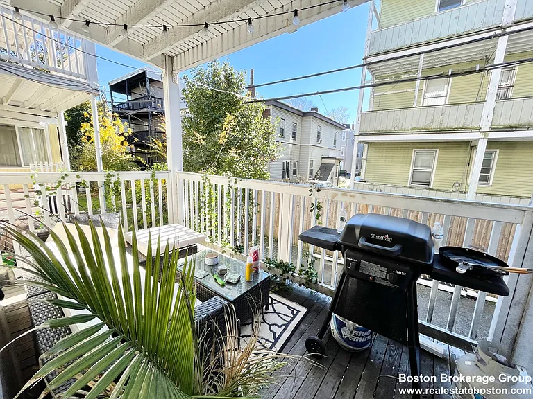 25 Sudan St #1 — Photo 9