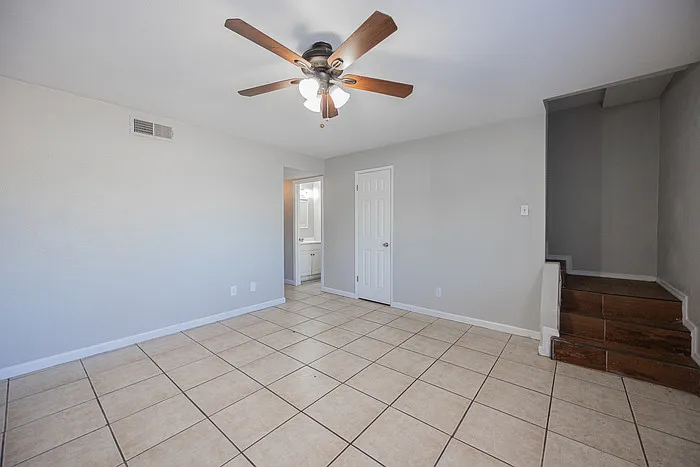 1414 N 27th St #1 — Photo 3