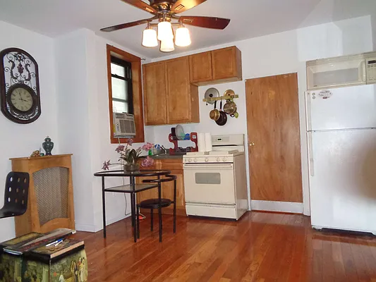 Sold by Zikos Realty Services | media 4