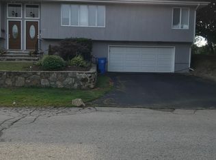 137 Yeoman Ave, Cranston, RI 02920