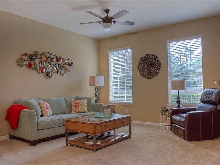 8525 Karpeal Dr — Photo 5