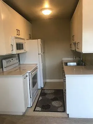 5717 Makati Cir #H — Photo 17