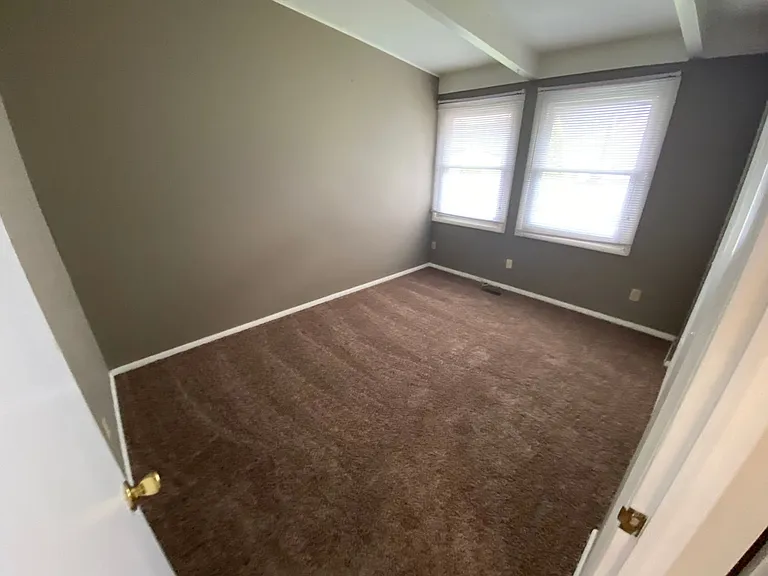 2443 Edgevale Rd — Photo 24