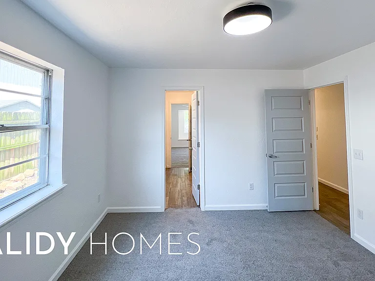 6312 Overcourt Mnr — Photo 31