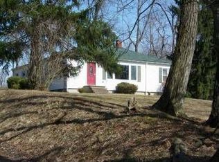 12932 Chardon Windsor Rd, Chardon, OH 44024