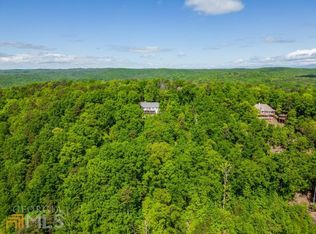 33 Winding Bluff Rd, Toccoa, GA 30577