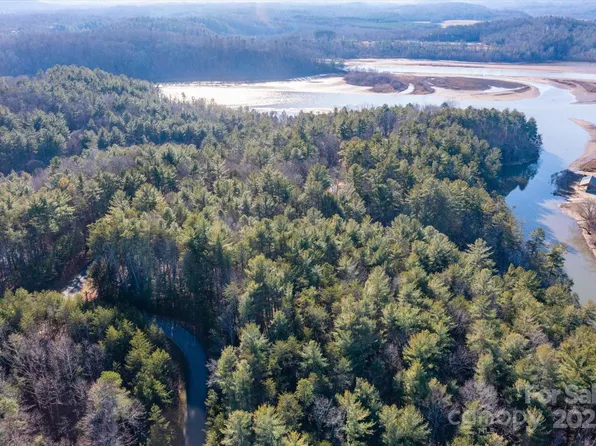 49 Lake James Rd, Marion, NC 28752