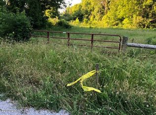 1830 Union Springs Rd, Cobden, IL 62920