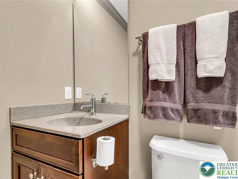 4612 Freedom Way — Photo 21