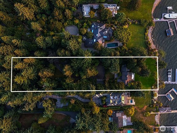 4th image of 3639 Hunts Point Road