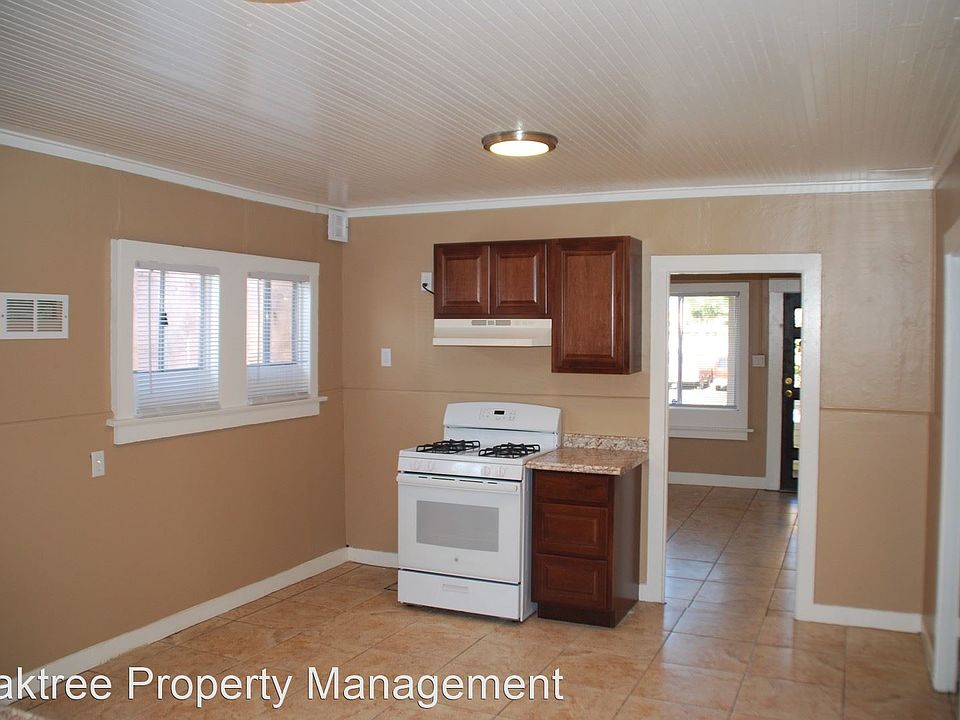 1st image of 264 N Ventura Ave #8296826