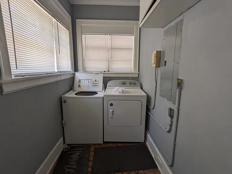 1206 Clark Ave #3 — Photo 10
