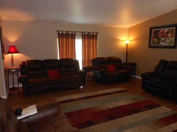 2nd image of 3705 Berrywood Cir