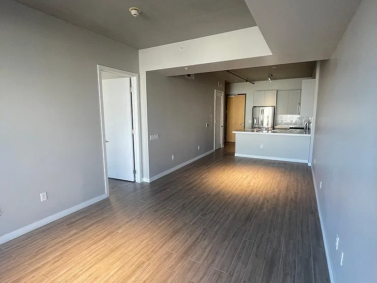 353 E Bonneville Ave #405 — Photo 5