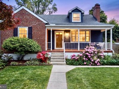 621 Woodsdale Rd, Baltimore, MD 21228