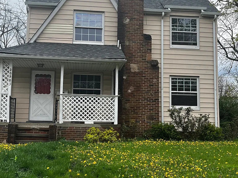 20503 Raymond St — Photo 1