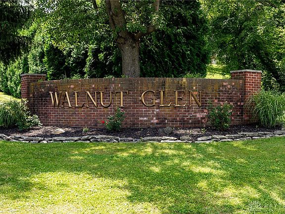 5th image of 59 Walnut Glen Dr