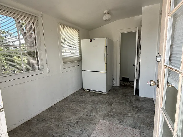 883 24th Rd — Photo 3