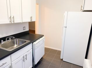 225-21 69th Ave, Oakland Gardens, NY 11364