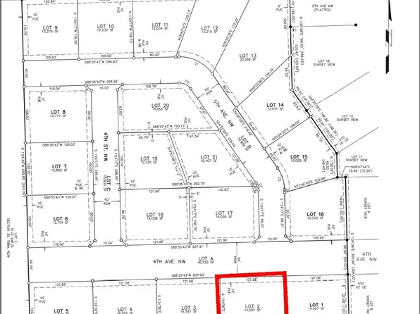 2 4th Ave NW, Worthington, IA 52078