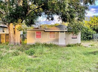 720 Oak St SW, Ruskin, FL 33570