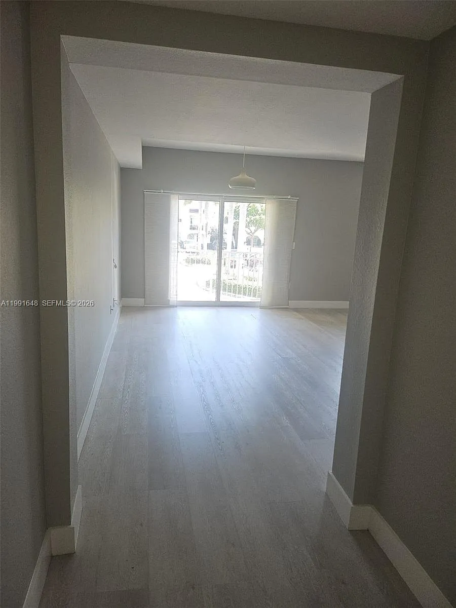 Building Photo - 11403 NW 89th St #209