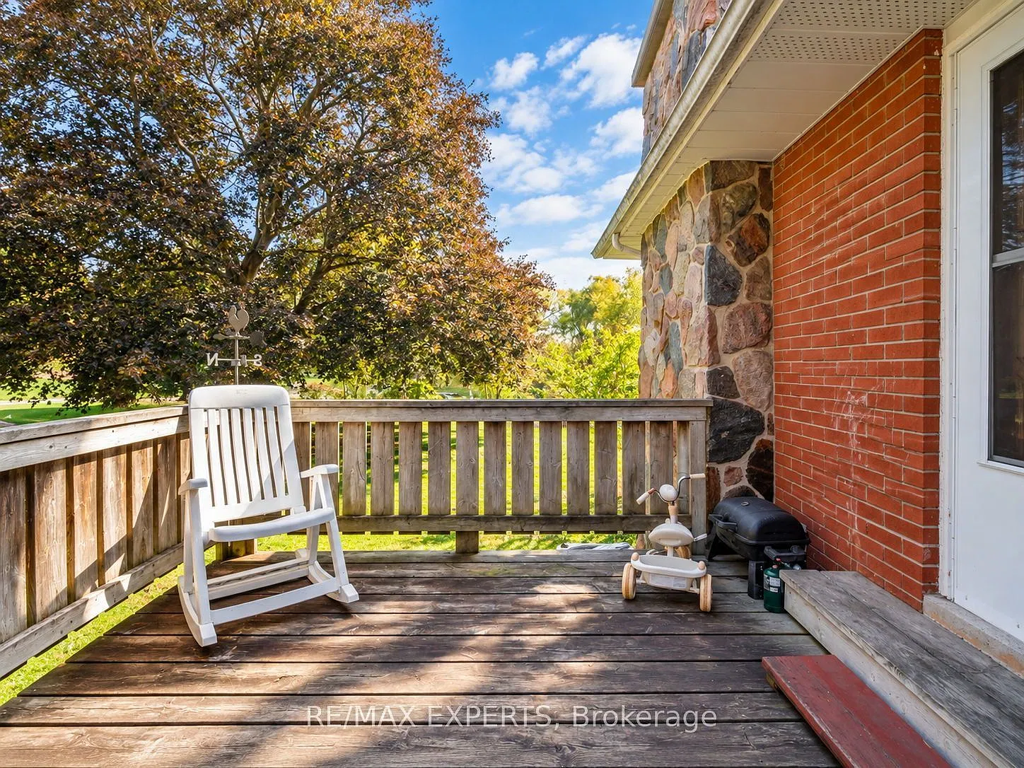 3 bed, $2,500 — Photo 2