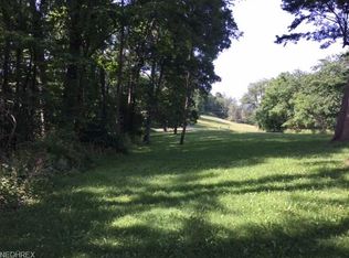 1395 Old Drum Rd NE, Bolivar, OH 44612